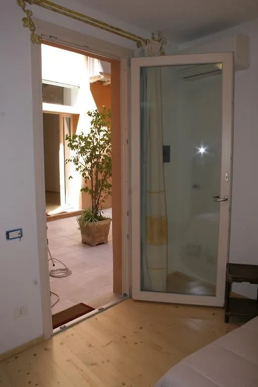 ***  Note Sulla Piazza Bed & Breakfast Cagliari Italy